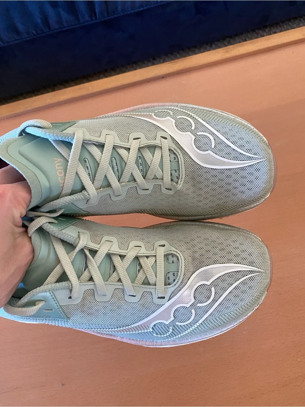 Saucony Endorphin Azura